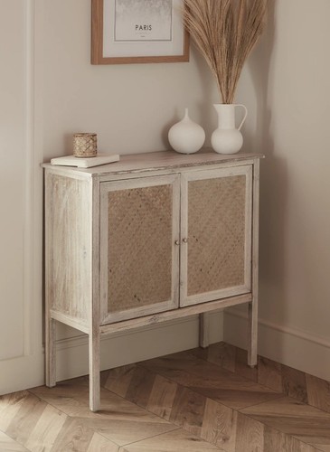Side board white - in,
