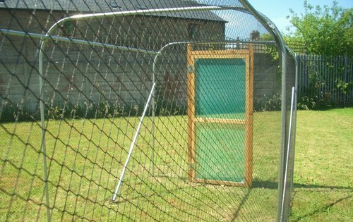 Fruit cage walk in - in,