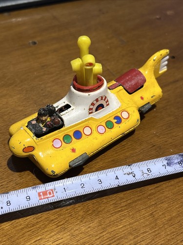 Vintage 1968 corgi - 1968,