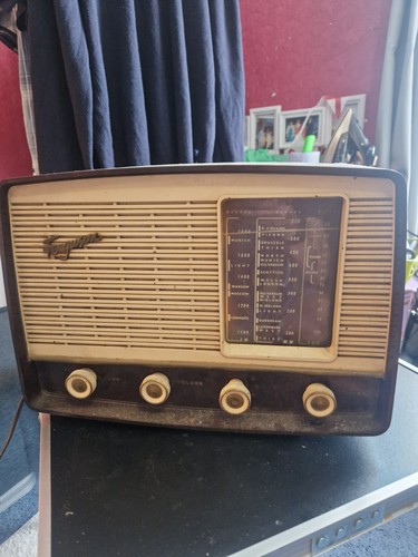 Ferguson vintage bakelite - vintage,
