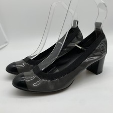 Chanel patent leather court