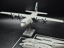 C-130J Super Hercules - USAF Aircraft Model Plane Toy Gift - 1/200 Scale