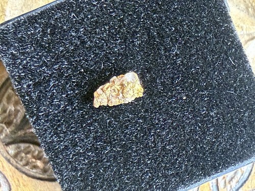 Gold nugget specimen 17 - gold,