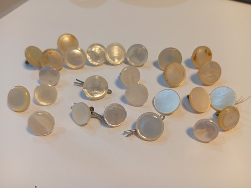 Mixed lot antique mother - of,