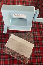 SIZZIX SIDEKICK DIE CUTTING MACHINE WITH GLITTER CUTTING PLATES
