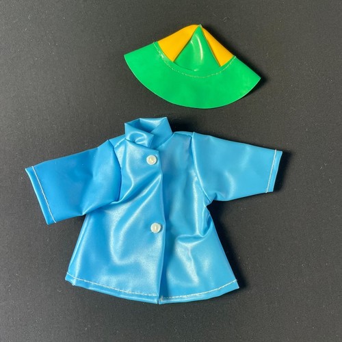 Blue raincoat and green yellow