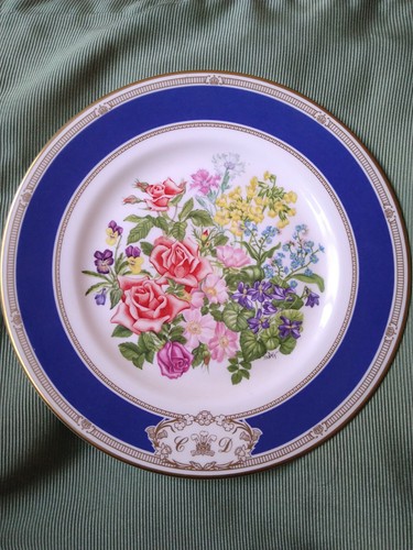 Royal doulton - royal,
