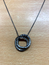 VINTAGE PENDANT NECKLACE WITH