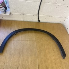 SUZUKI VITARA MK4 FRONT LEFT PASSENGER SIDE ARCH TRIM 77221-54P0