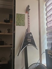 V-shaped Alexi 200 Esp Model