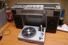 Vintage Amstrad 8060 Twin radio cassette record player spares or repair FAULTY