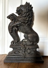 19th Century Rampant Lion Cast