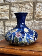 Quality Signed 5.5" Vintage Tubelined Stoneware Art Pottery Vase Moorcroft Style
