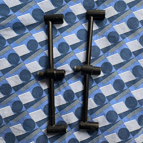 Cygnet black metal rod buzz - metal,
