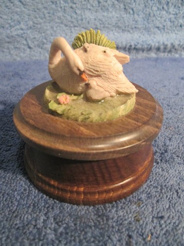 Vintage style trinket box - style,