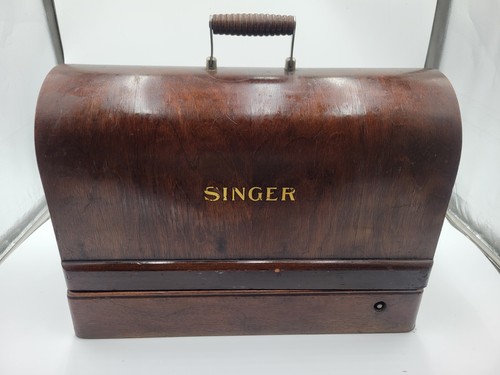 Singer model sewing - 99, machine