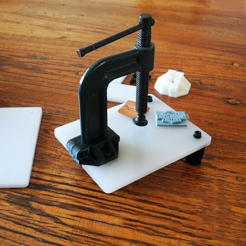 Small leather craft cold press - craft,