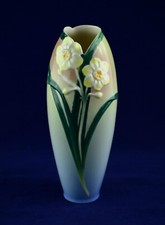 Franz Porcelain Daffodil Vase - 7-3/4" Tall - FZ00005 - PERFECT