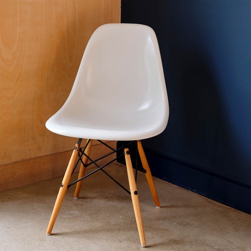 Herman miller eames dsw chair - herman,