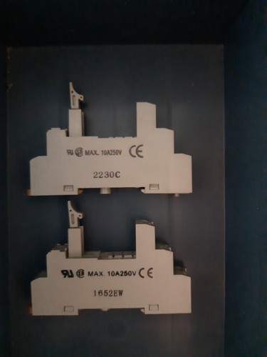 Omron p2rf relay holder - relay,