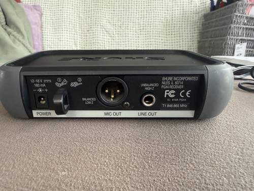 Shure wireless microphone - wireless,