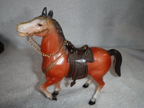 Vintage molded plastic toy - ws,