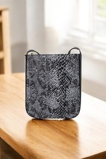 Luigi Women’s Grey Snake