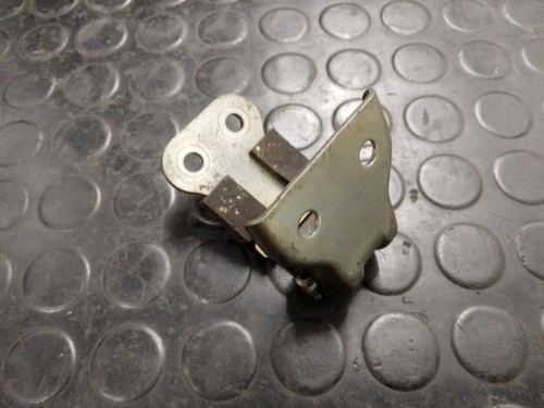 Yamaha qt50 seat hinge - qt50,