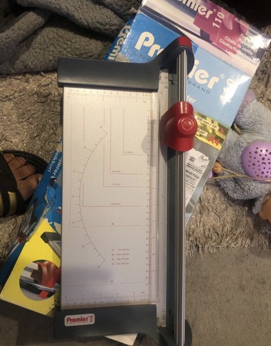 Premier 110 paper cutter - 110,
