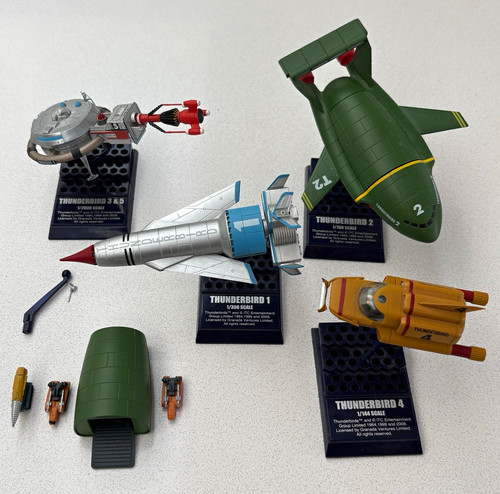Toys thunderbirds mechanic - f-toys,