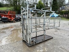 Iae Cattle Crush. Foot