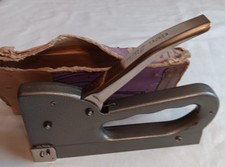 Lightening Tacker No 330 Upholstery Rapid Fire Staple Gun