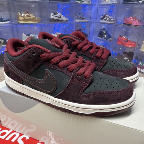 Nike dunk low riot - dunk,