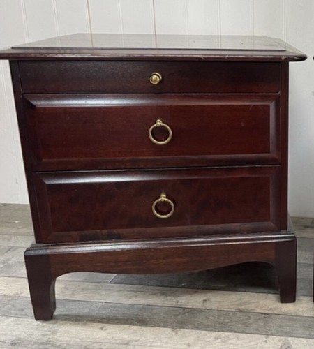Stag minstrel bedside table