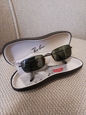 Ray-Ban vintage sunglasses 3133 51-19 black metal G15 lenses with case and cloth