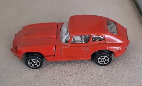 Corgi juniors type jaguar - type,