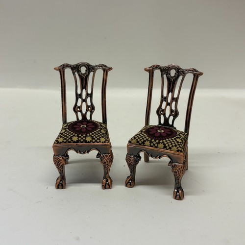 12th scale dolls - scale,