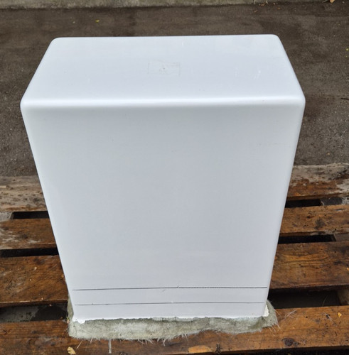 2nd grade white single seat - 2nd,