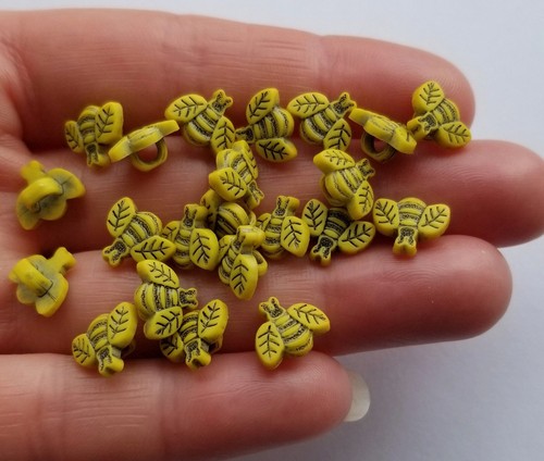 Craft buttons tiny - tiny, bees