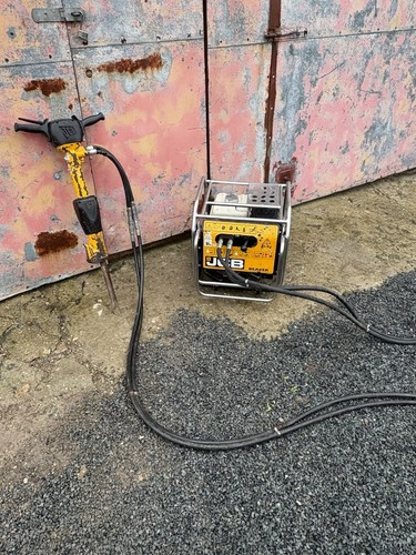 Jcb beaver hydraulic breaker - hydraulic,