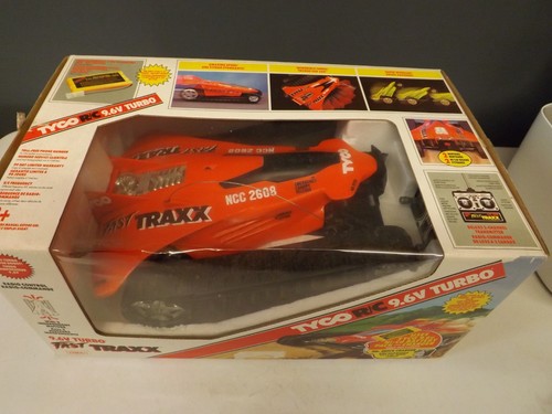 Tyco fast traxx - red, 1/14