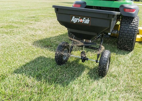 Tow fertilizer spreader pull - fertilizer,