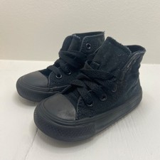 Toddler's Genuine All Star Converse Low Tops. Black And White Infant Size 5