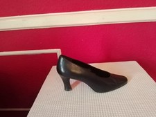 VINTAGE DOLCIS Black Leather