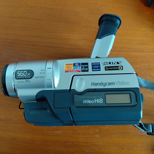 Sony ccd trv208e hi8 - ccd-trv208e, 8mm