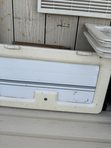 Battery box housing - , with