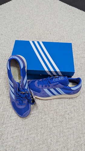 Bnwb authentic adidas - bnwb,