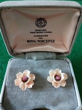 Unusual Vintage Royal