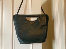 Elegant bottle green Chesneau