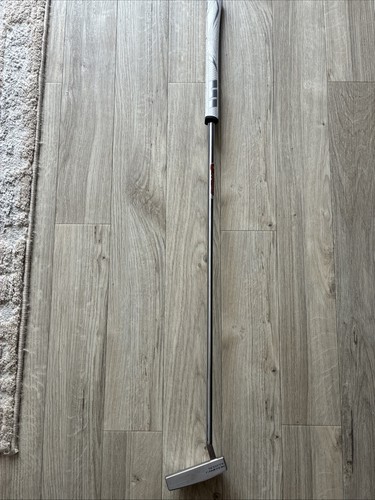 Scotty cameron titleist - scotty,